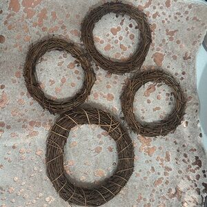 NWOT Rustic Brown Wreath Set for Home Decor